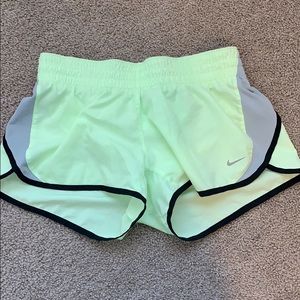 Nike shorts ( Norts )